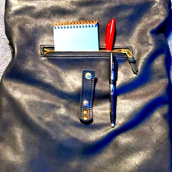 CUSTOM HAND-MADE LEATHER BAG! (Multi-wear) - Picture 11 of 15